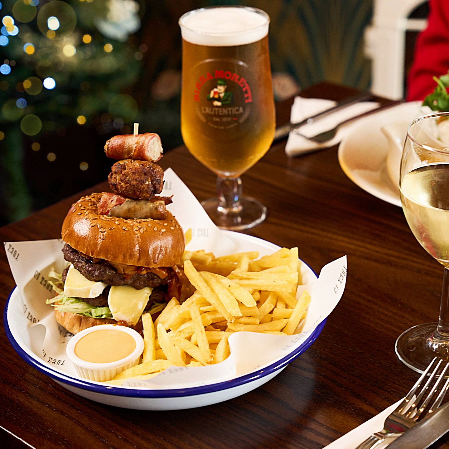 Festive Lunch & Dinner at The Turnpike in Lichfield